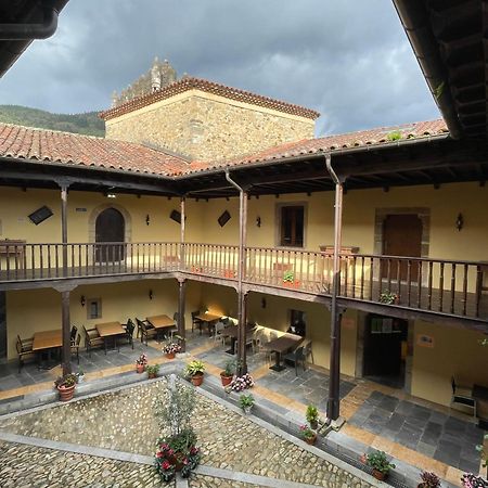 Hotel Castillo Valdes Salas Kültér fotó