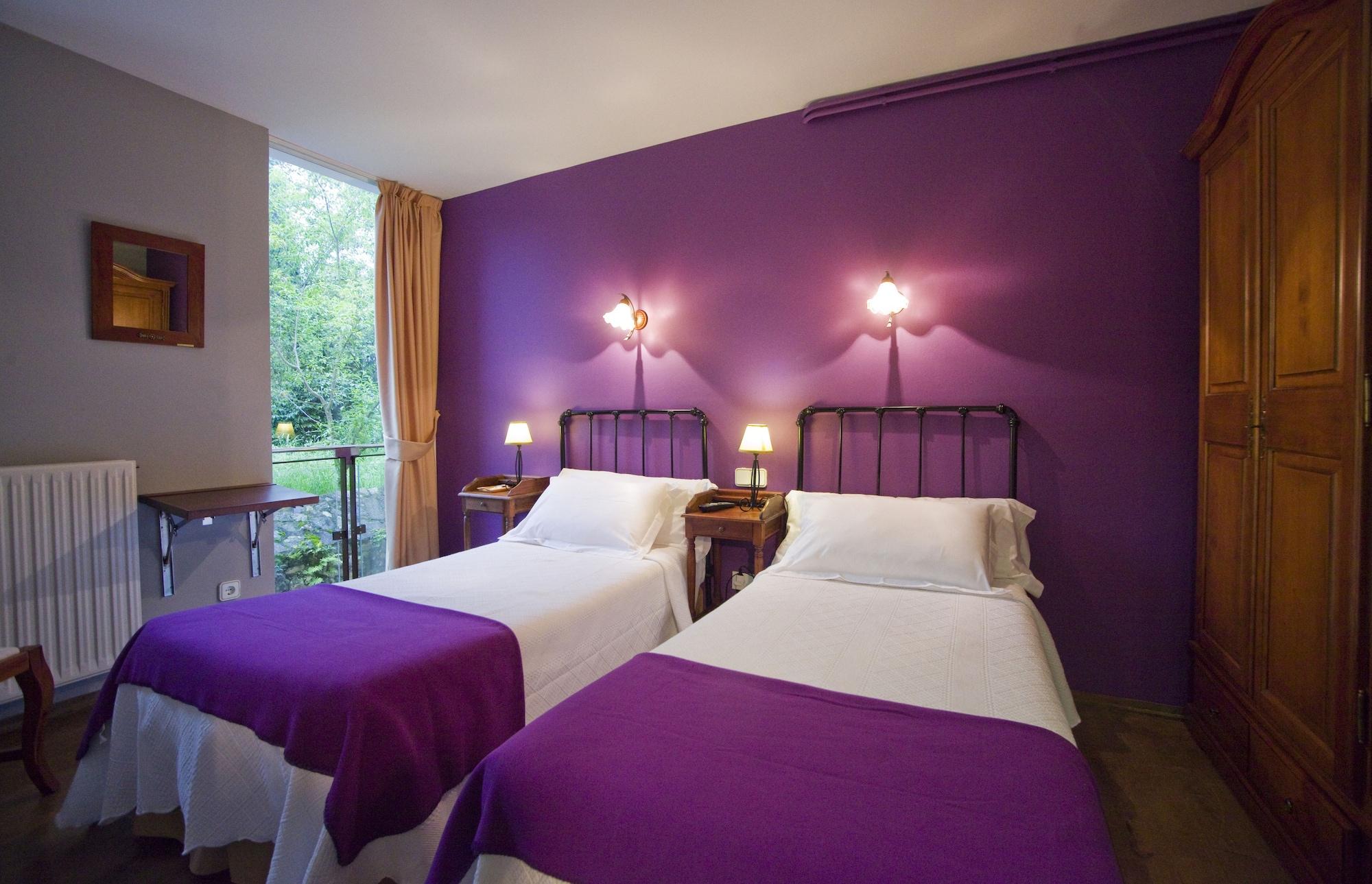Hotel Castillo Valdes Salas Kültér fotó