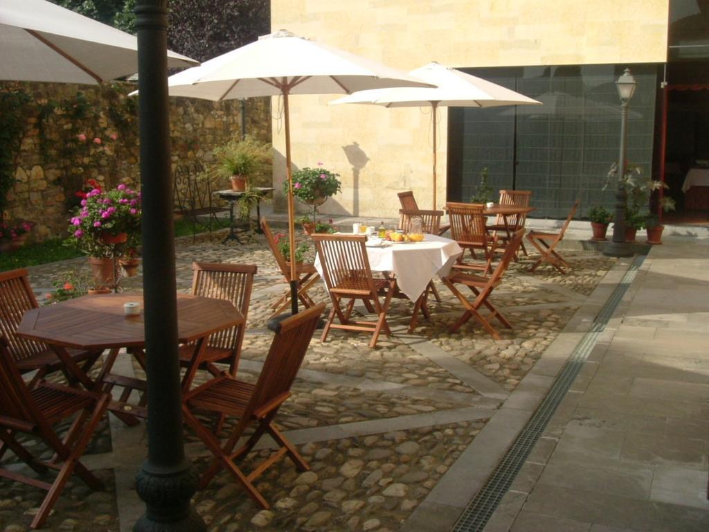 Hotel Castillo Valdes Salas Kültér fotó