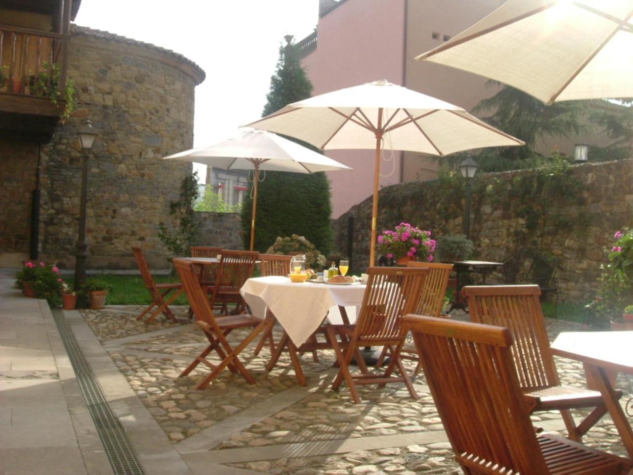 Hotel Castillo Valdes Salas Kültér fotó