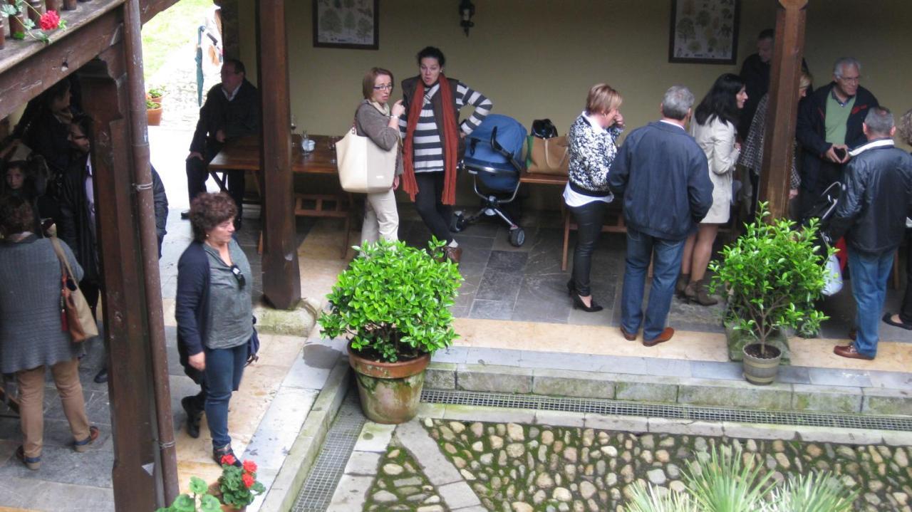 Hotel Castillo Valdes Salas Kültér fotó